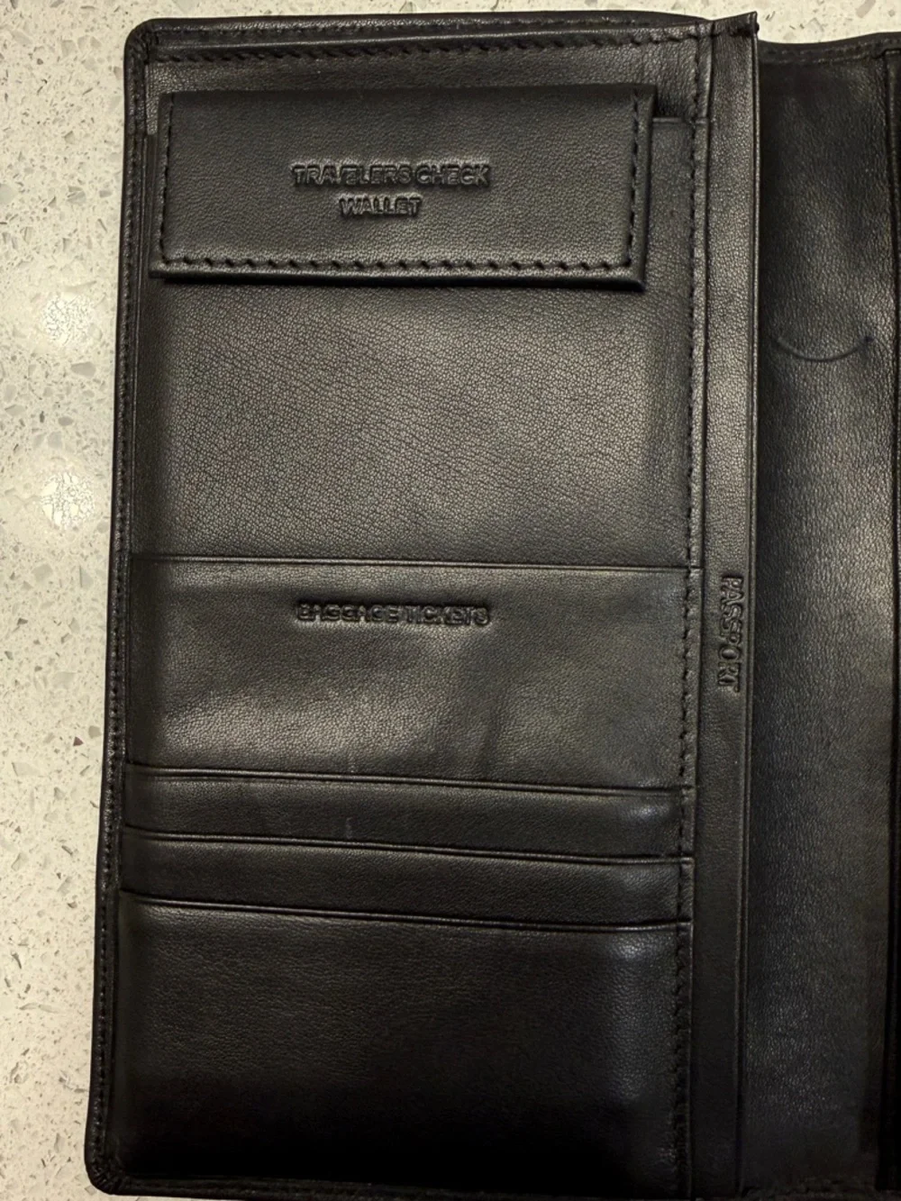 Men’s Black Genuine Leather Bi-fold Wallet